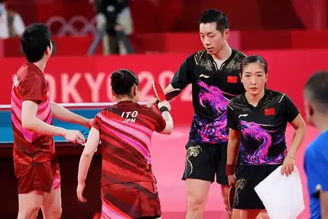 波兰乒乓球队轻取韩国乒乓球队，许昕关键制胜的简单介绍