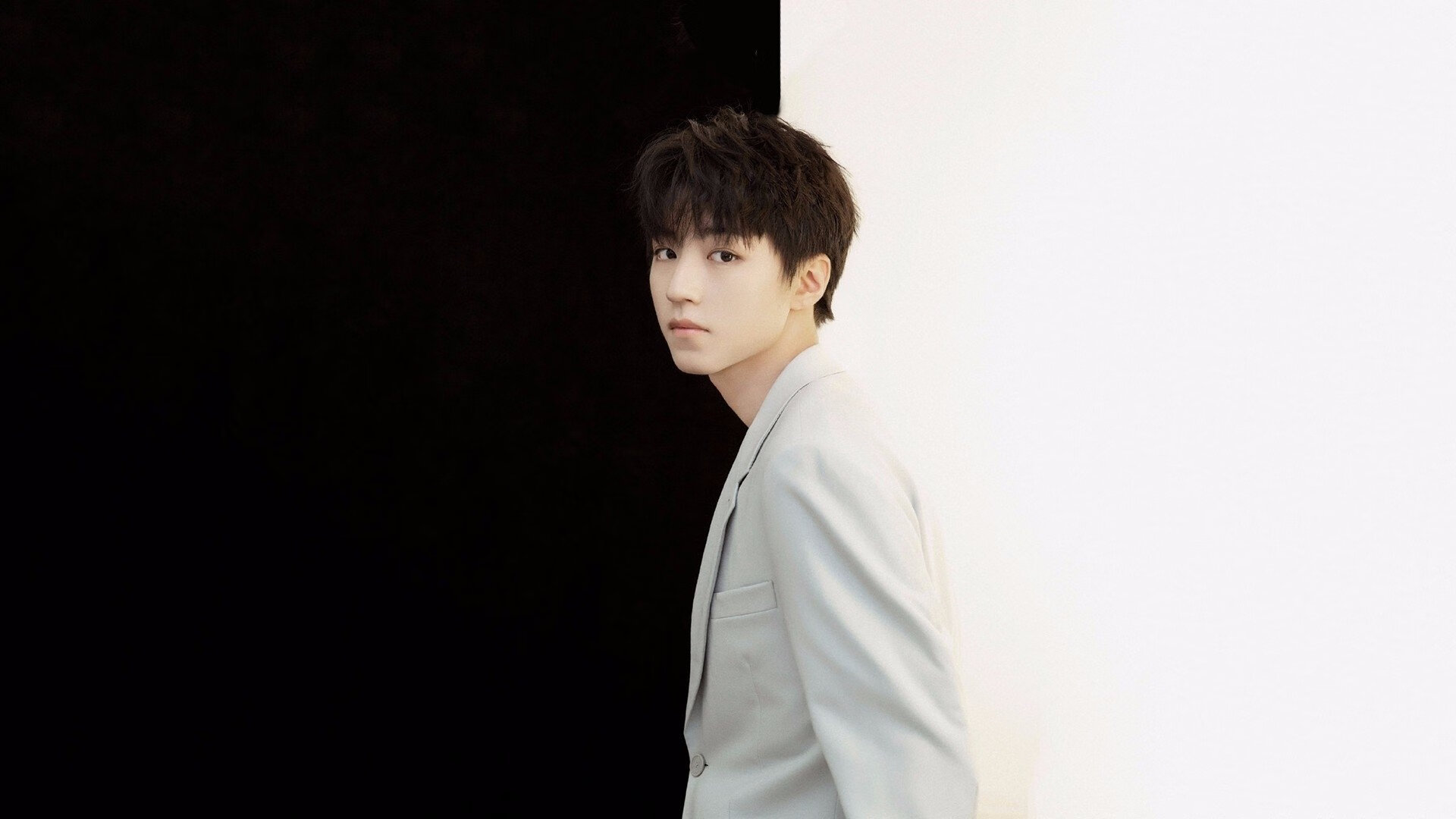 绝境逢生的王者,当福克斯在总决赛接管太阳逆转鹈鹕之战