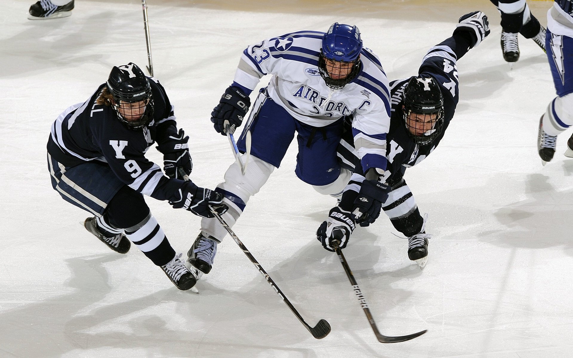 幽灵赛道上的狙击手，孙兴慜玻利维亚高原上演绝地接管